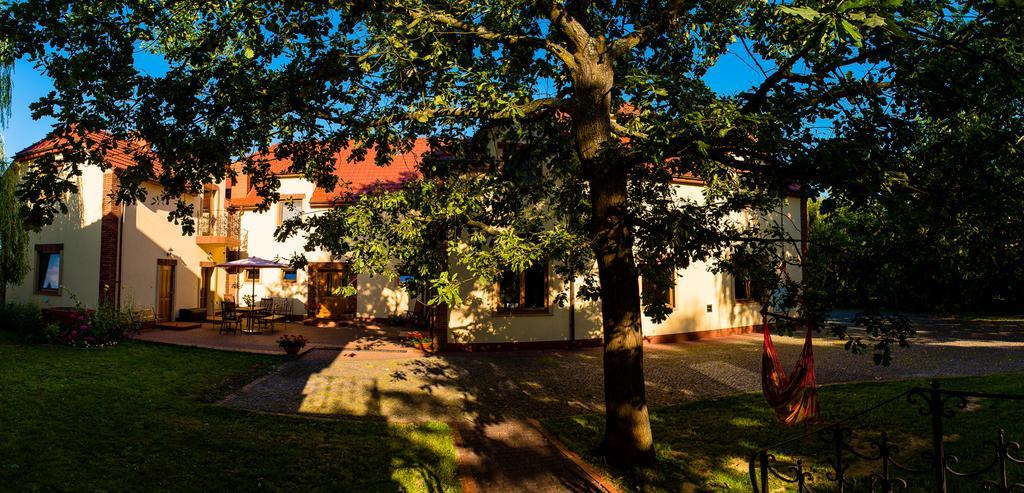 Gosciniec Kocmierzow Bed & Breakfast Sandomierz Exterior photo